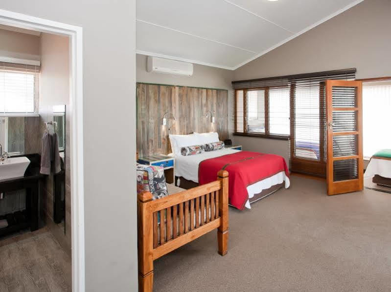 Miles B&B Guest House Oudtshoorn Bagian luar foto