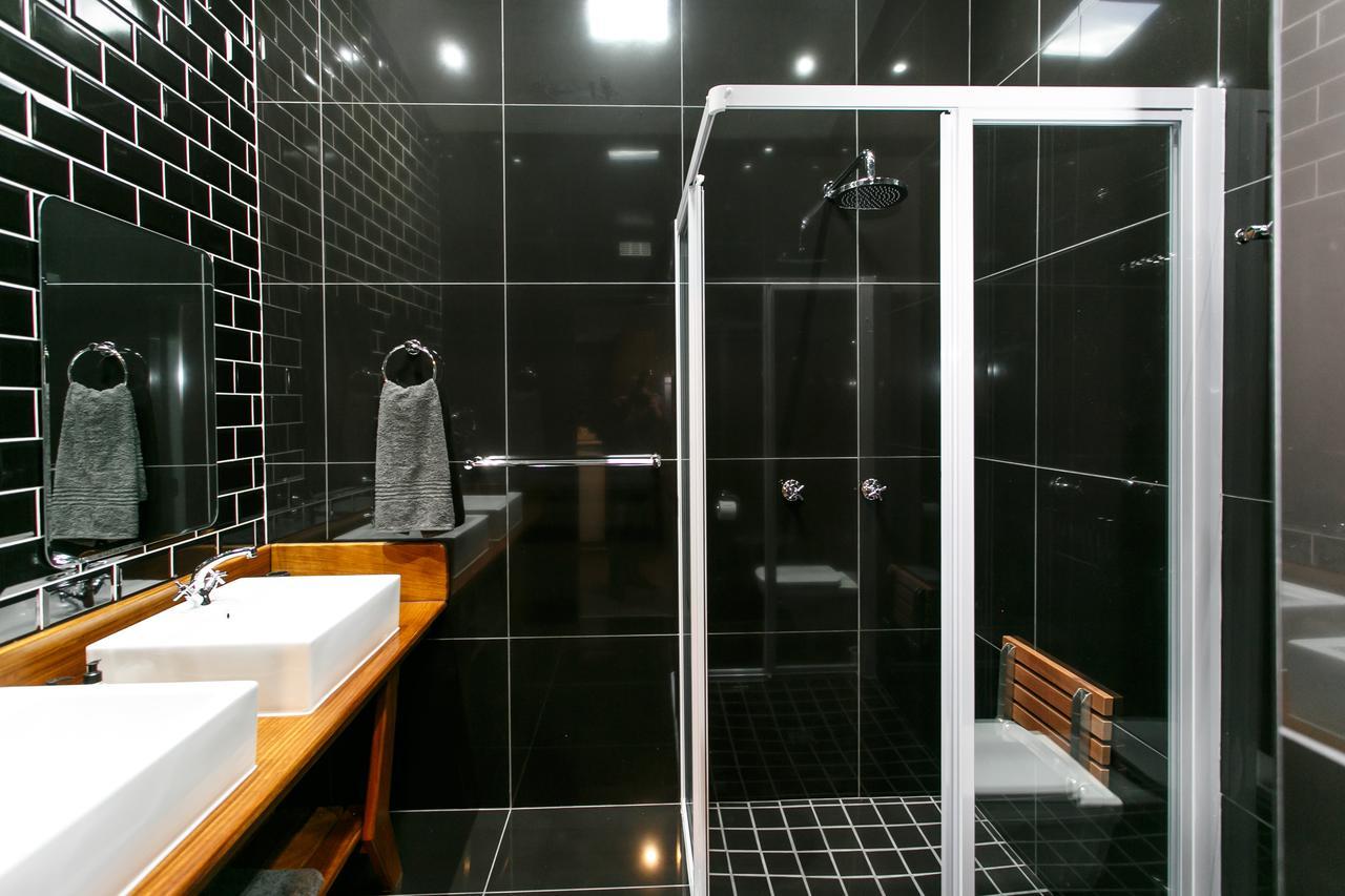 Miles B&B Guest House Oudtshoorn Bagian luar foto