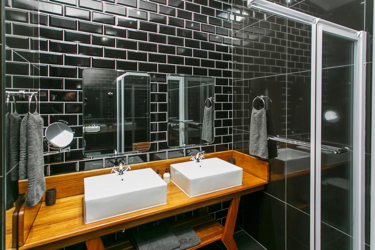 Miles B&B Guest House Oudtshoorn Bagian luar foto