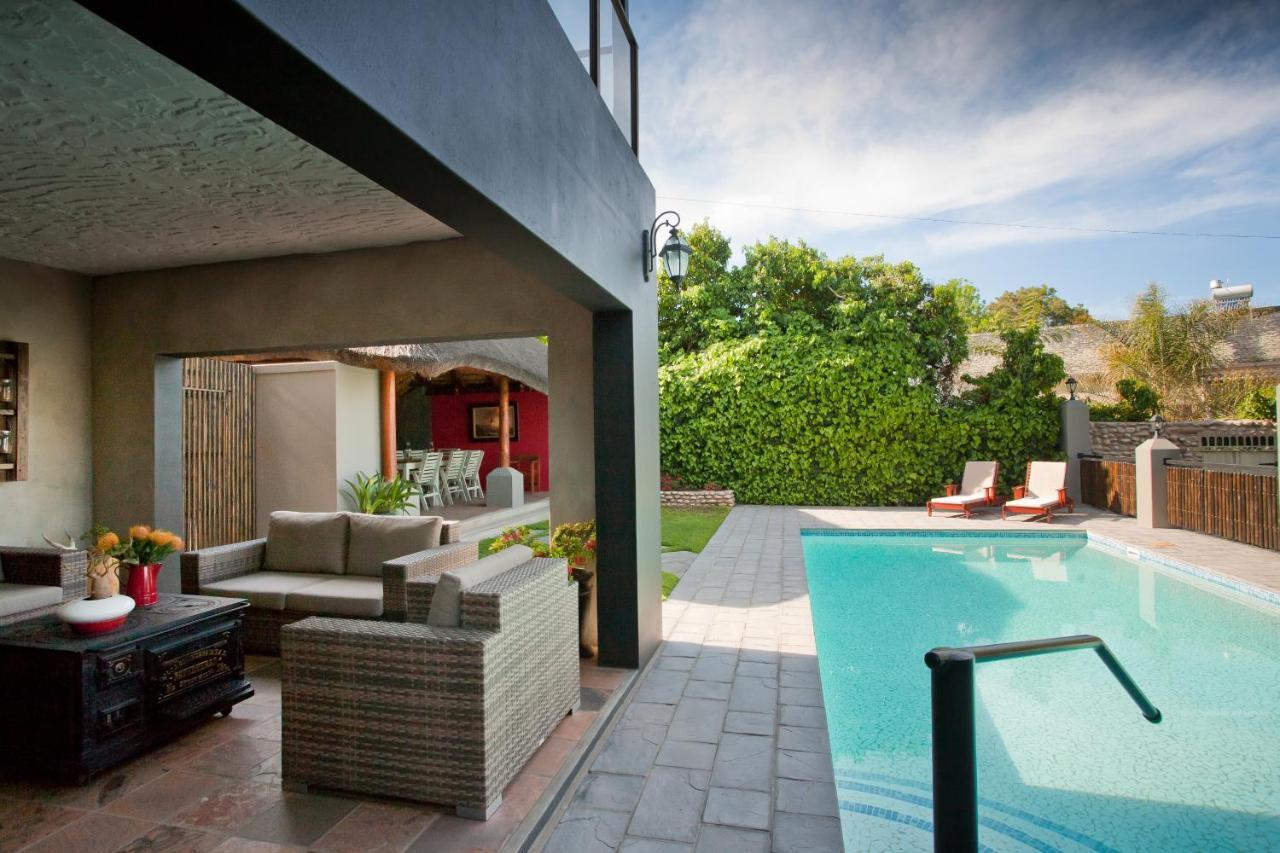 Miles B&B Guest House Oudtshoorn Bagian luar foto